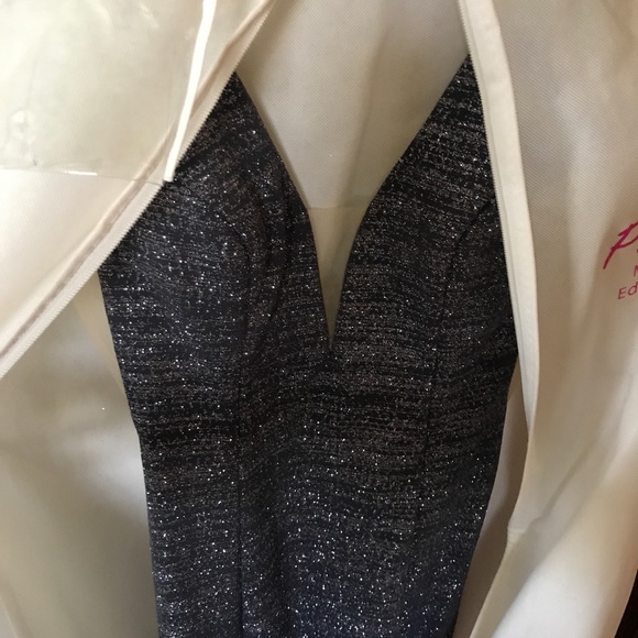 Sparkly Jovani prom dress - Picture 6 of 7